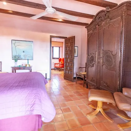 Villa Quaint With Swimming Pool In Spain Foixa